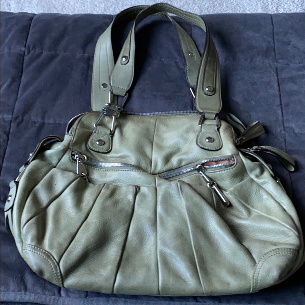 B. Makowsky hobo leather sage green purse Stunning